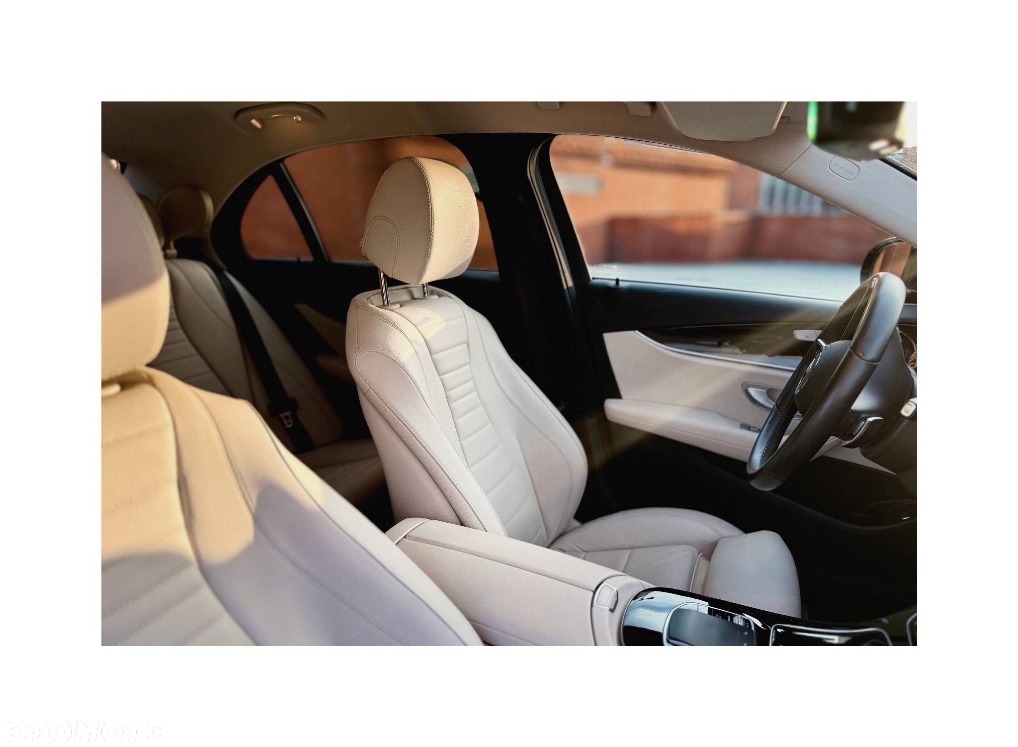 Mercedes-Benz Klasa E 220 d 4-Matic Business Edition - 16