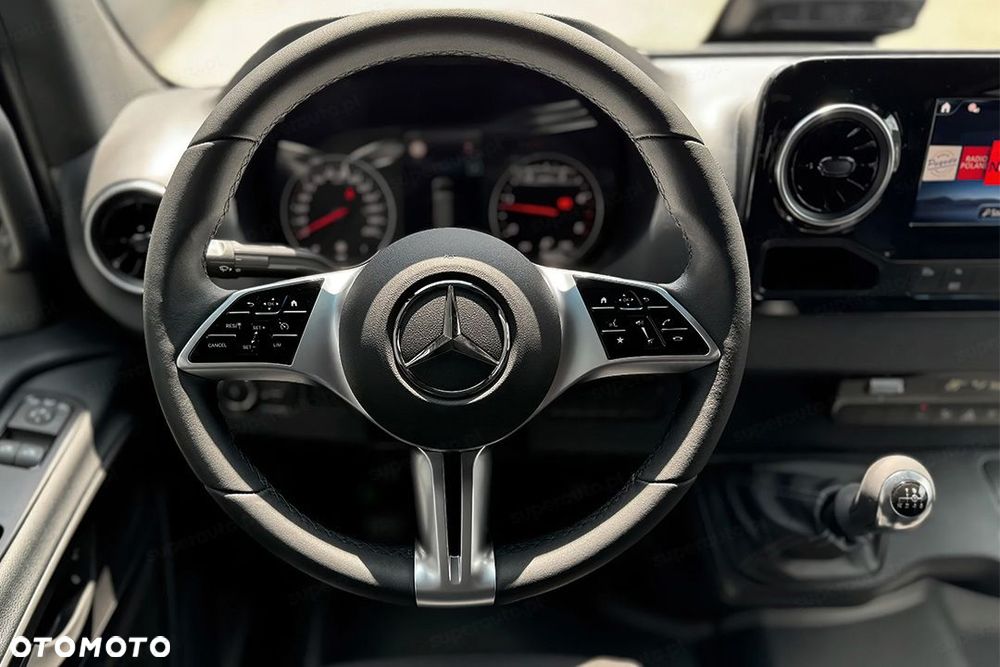 Mercedes-Benz Sprinter 317 Długi PRO 2.0 170KM - 8