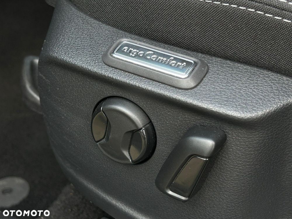 Volkswagen Passat 1.5 TSI EVO Business DSG - 35