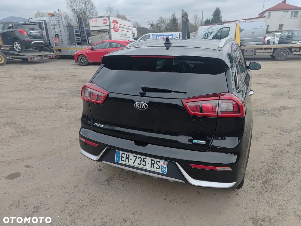 Kia Niro 1.6 GDI 2WD Vision - 14