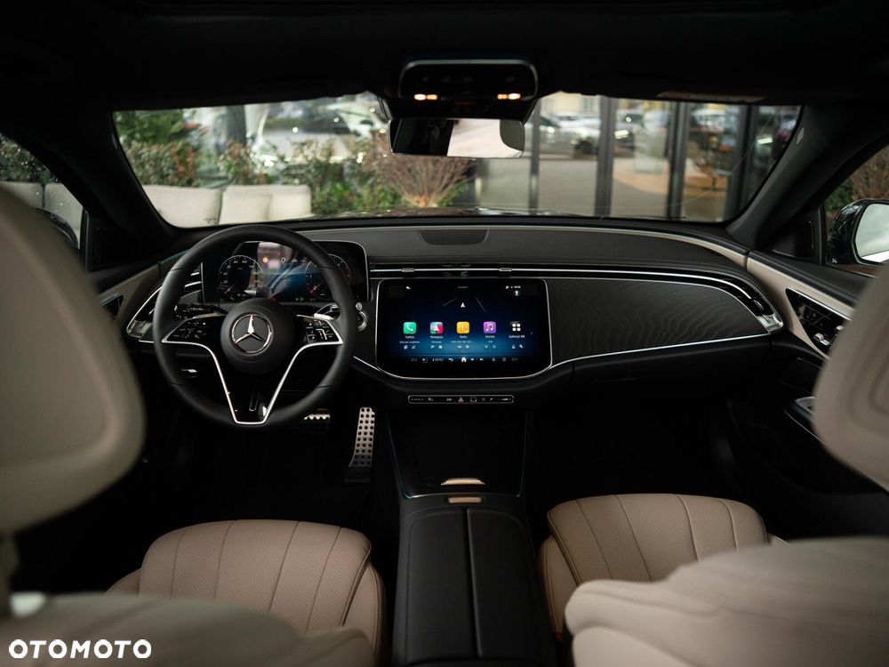 Mercedes-Benz Klasa E - 17