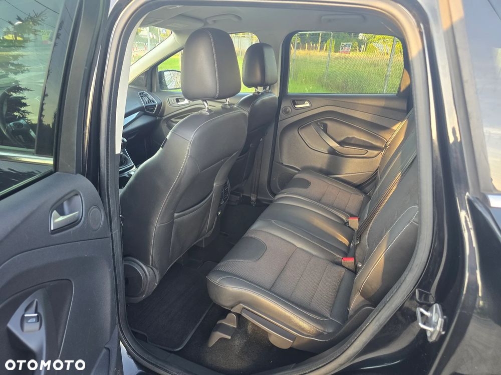 Ford Kuga 2.0 TDCi 2x4 Titanium - 9