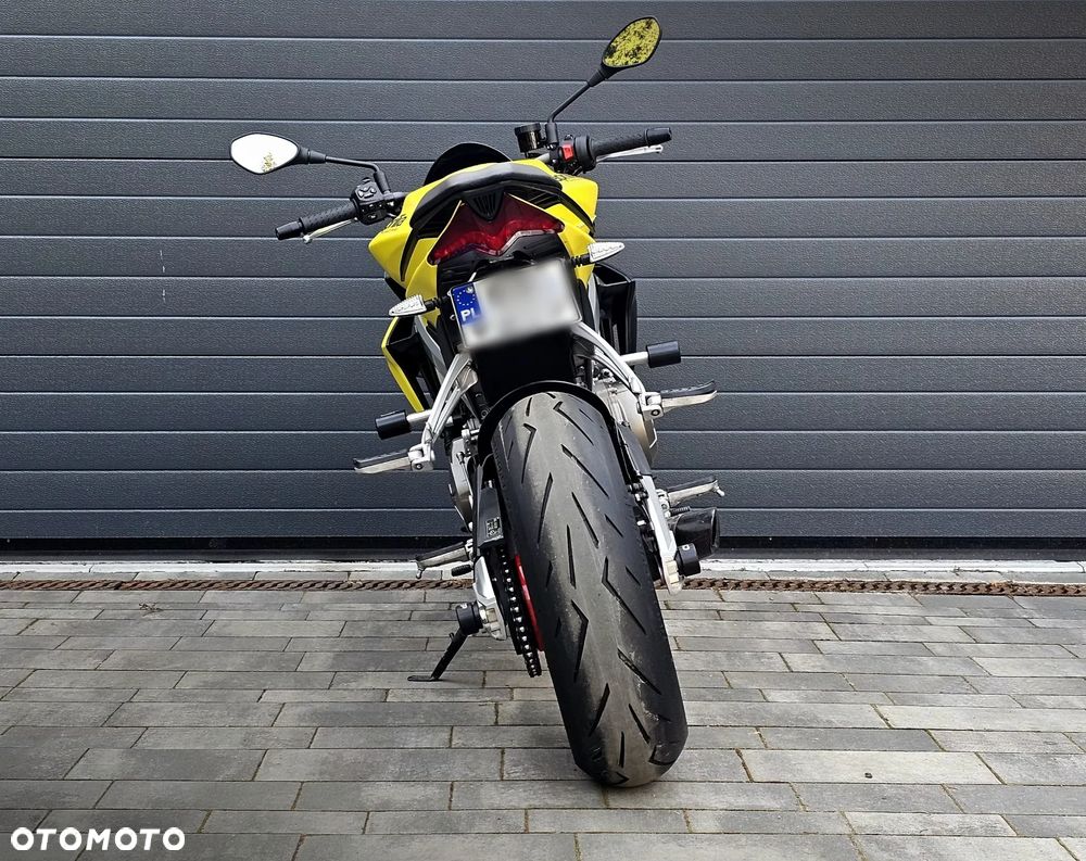 Aprilia Tuono - 7