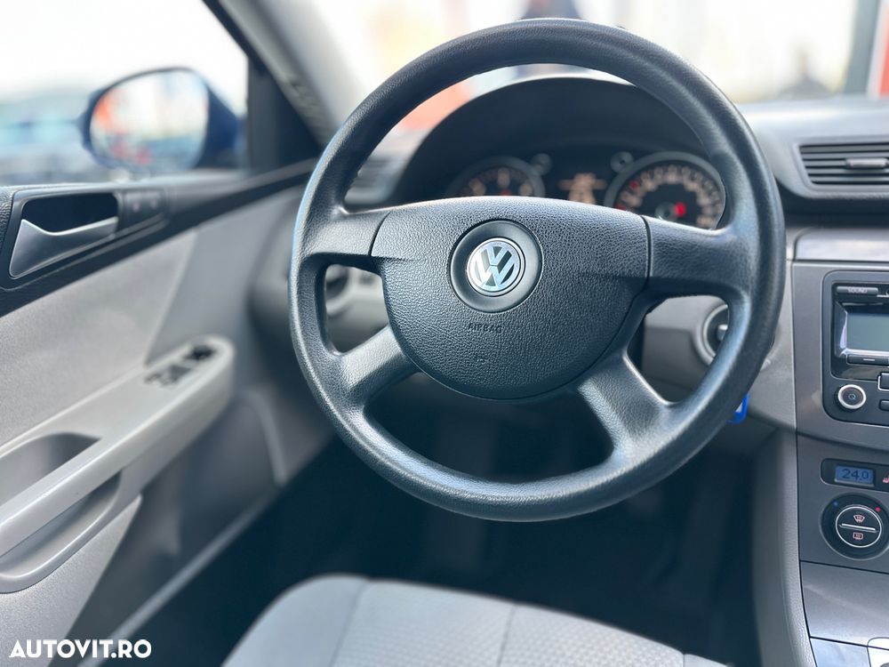 Volkswagen Passat Variant 2.0 Blue TDI SCR Exclusive - 12