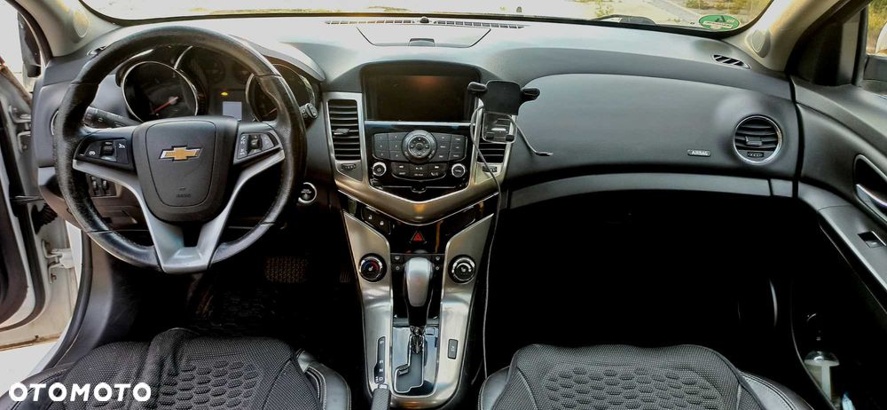 Chevrolet Cruze - 3