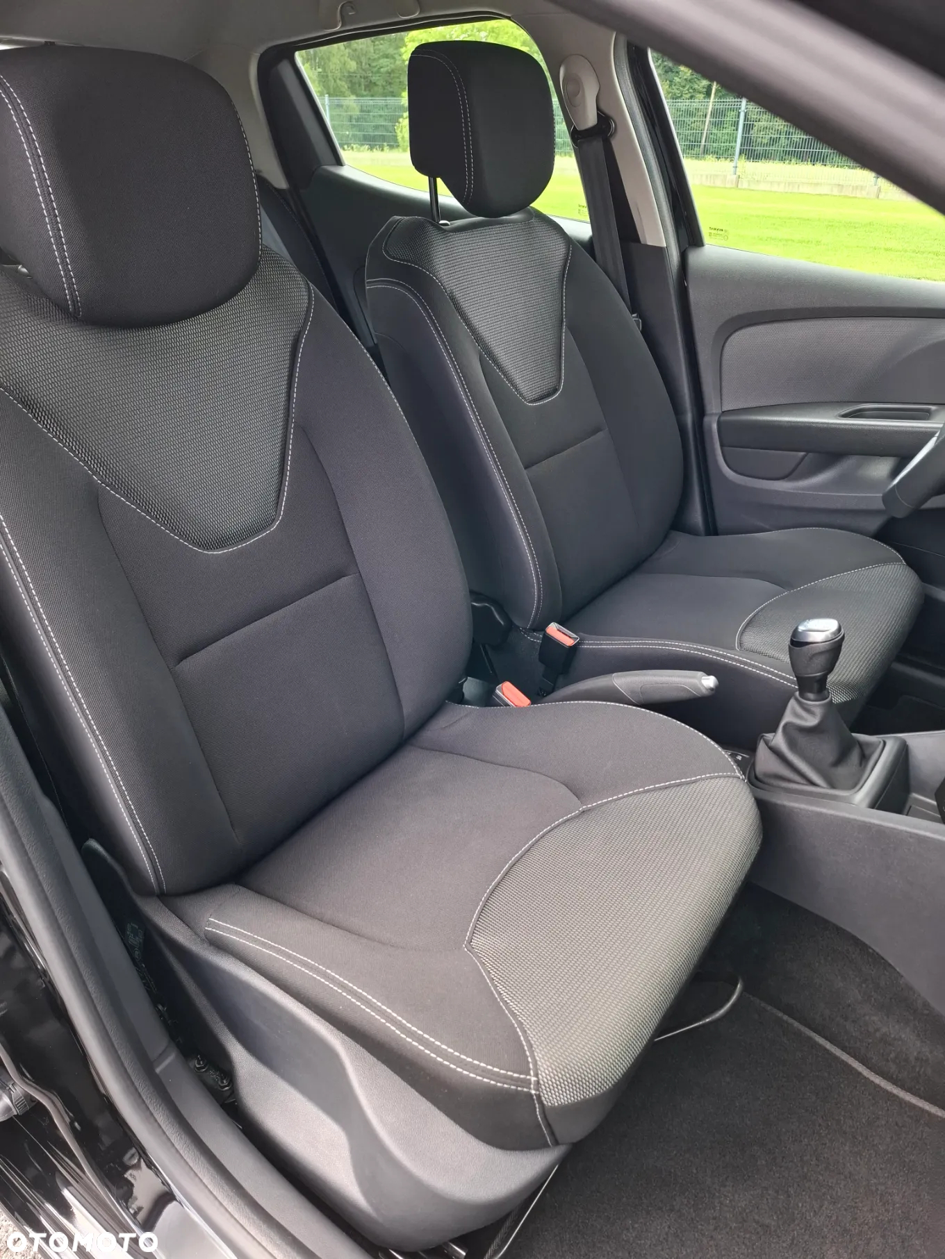 Renault Clio 0.9 TCe Limited - 28