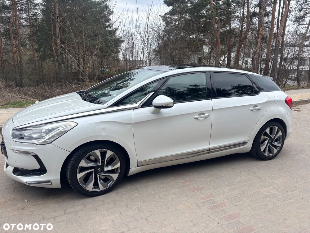 Citroën DS5 Hybrid4 - 2