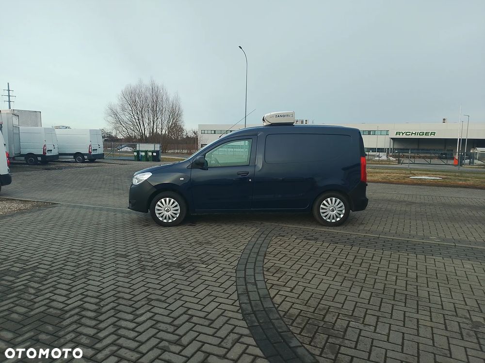 Dacia Dokker Izoterma Chłodnia Mroźnia grzanie drzwi boczne półka inox Salon PL po serwisie - 3