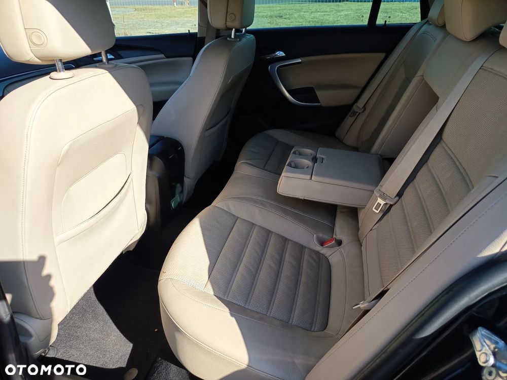 Opel Insignia - 13