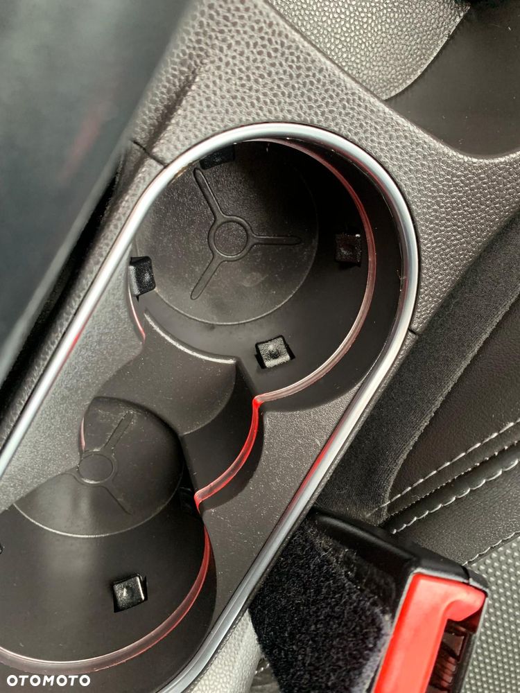 Ford Fiesta 1.0 EcoBoost STart-Stop Titanium - 22