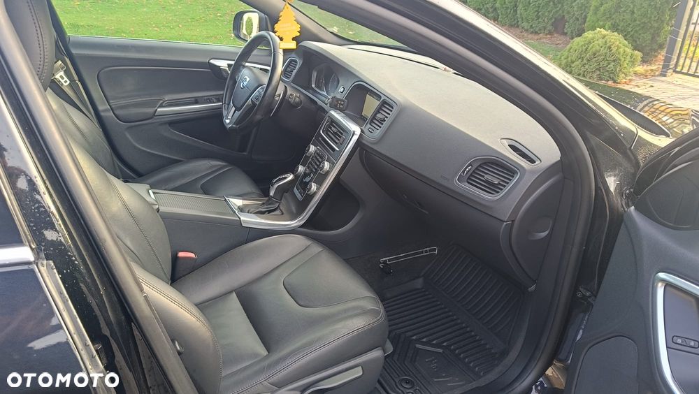 Volvo V60 - 17