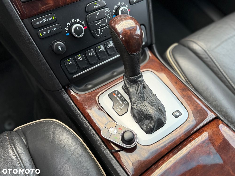 Volvo XC 90 3.2 AWD Summum - 17