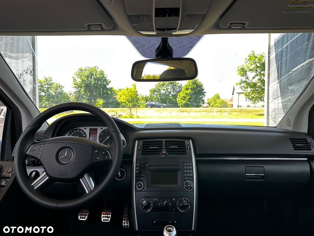 Mercedes-Benz Klasa B 160 BlueEFFICIENCY SPORT EDITION - 22