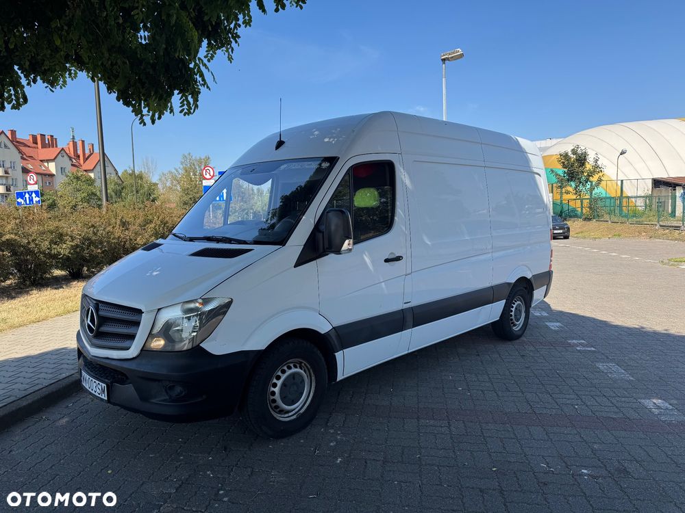 Mercedes-Benz Sprinter - 1