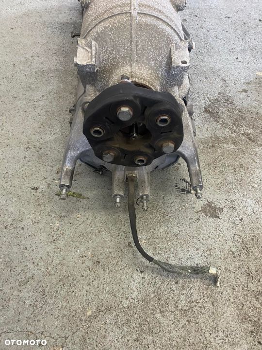 BMW F10 550I N63 SKRZYNIA BIEGÓW 8HP70 7616610 DOBRY STAN 90.000 PRZEBIEGU - 2