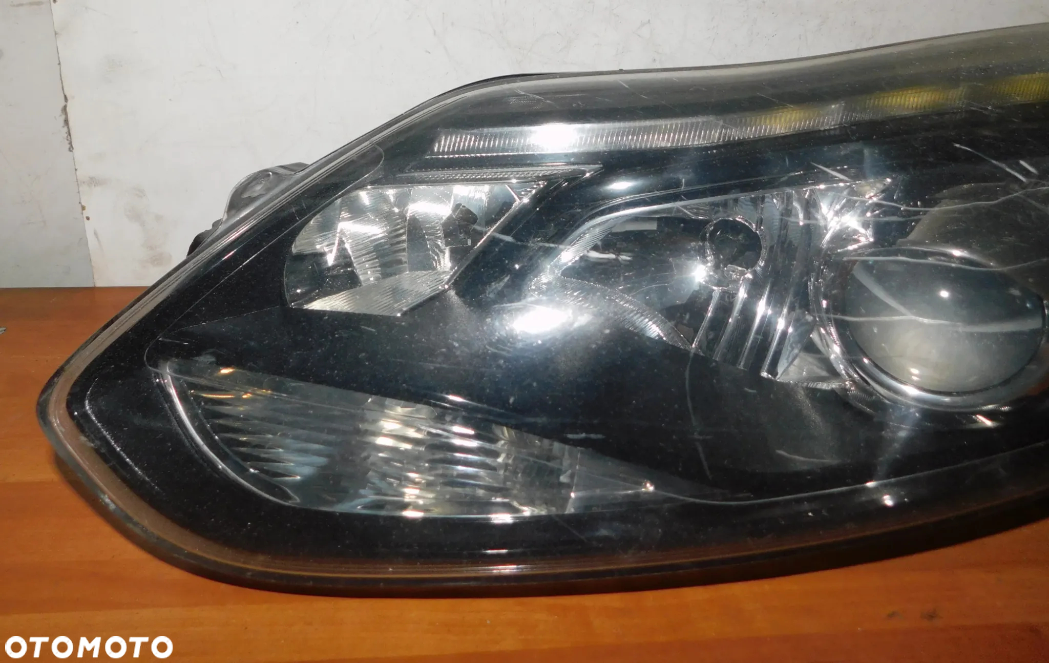 lampa lewa przód FORD FOCUS MK3 III ST 10-14 XENON EUROPA - 2