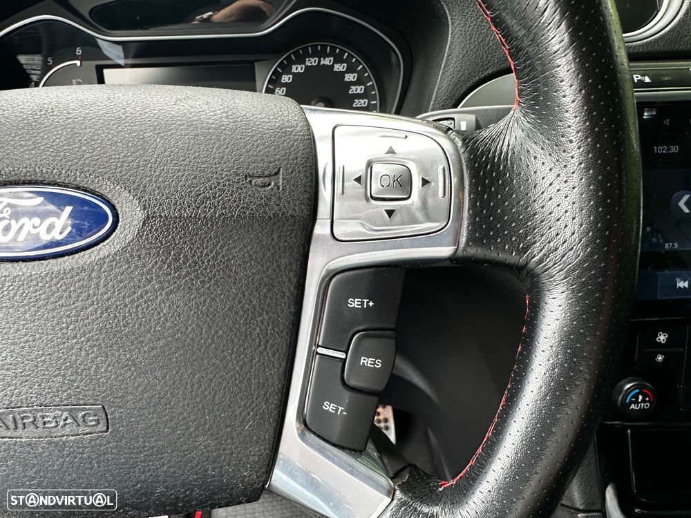 Ford S-Max 2.0 TDCi DPF Titanium - 44