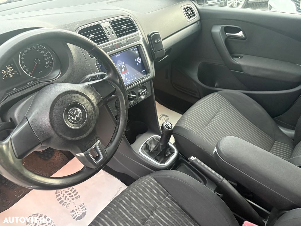 Volkswagen Polo 1.6 TDI CR DPF Highline - 4