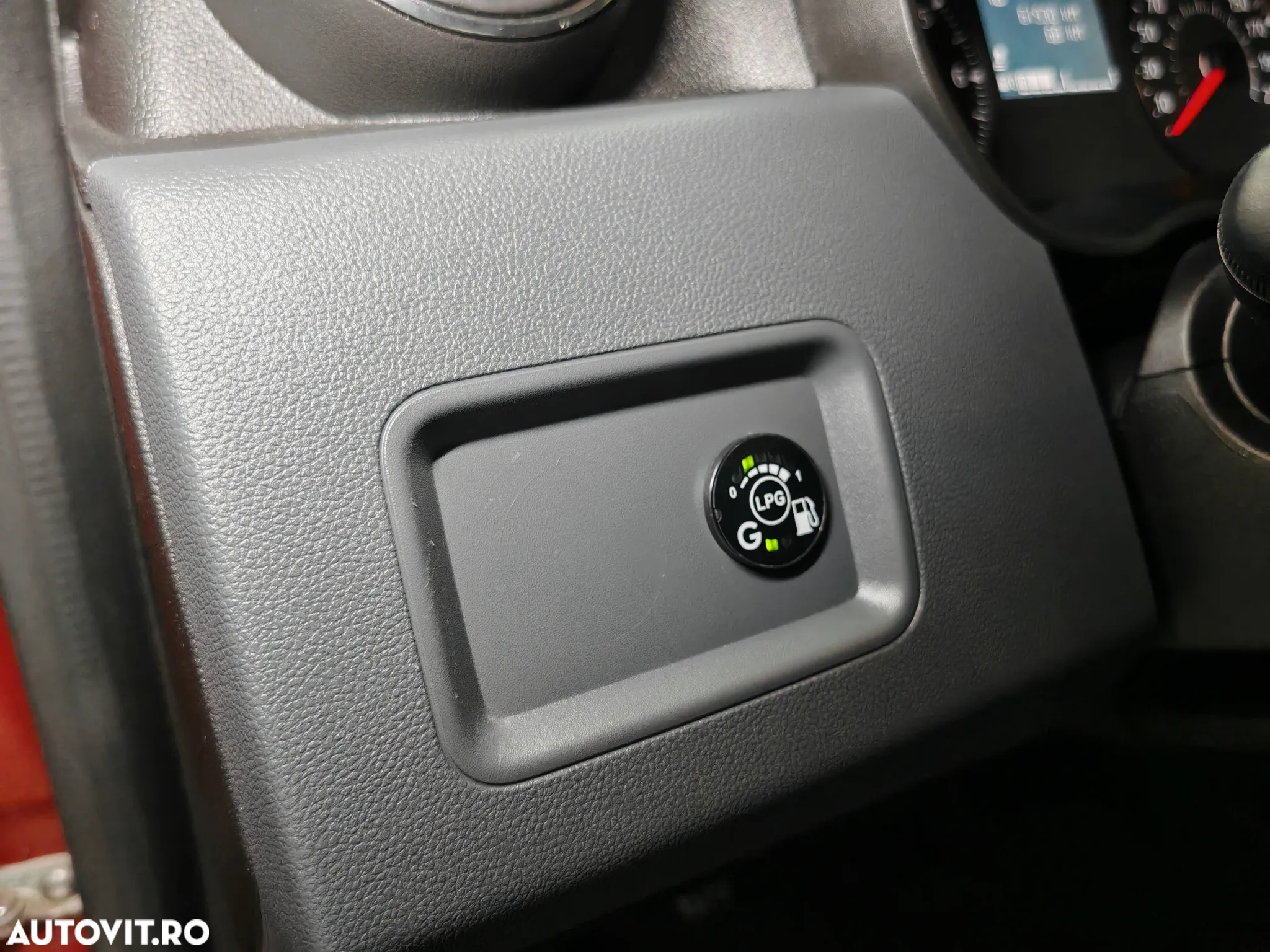 Dacia Duster TCe 100 2WD Essential - 16