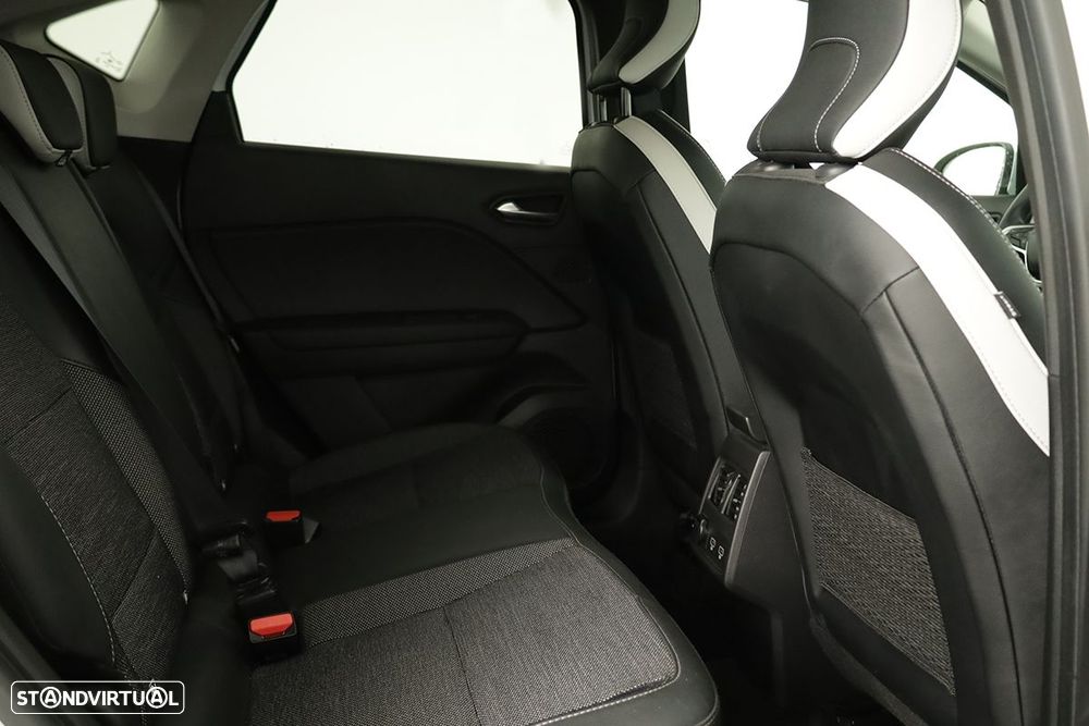 Renault Captur 1.0 TCe Techno Bi-Fuel - 21