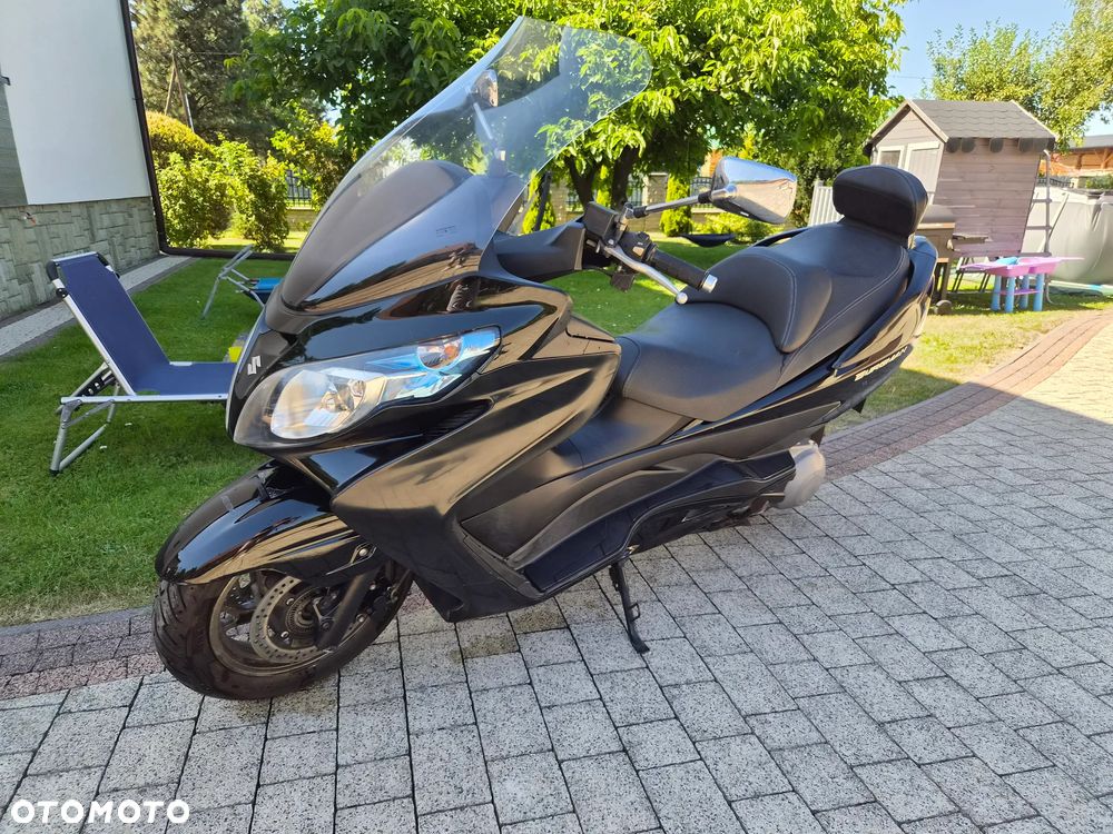 Suzuki Burgman - 1