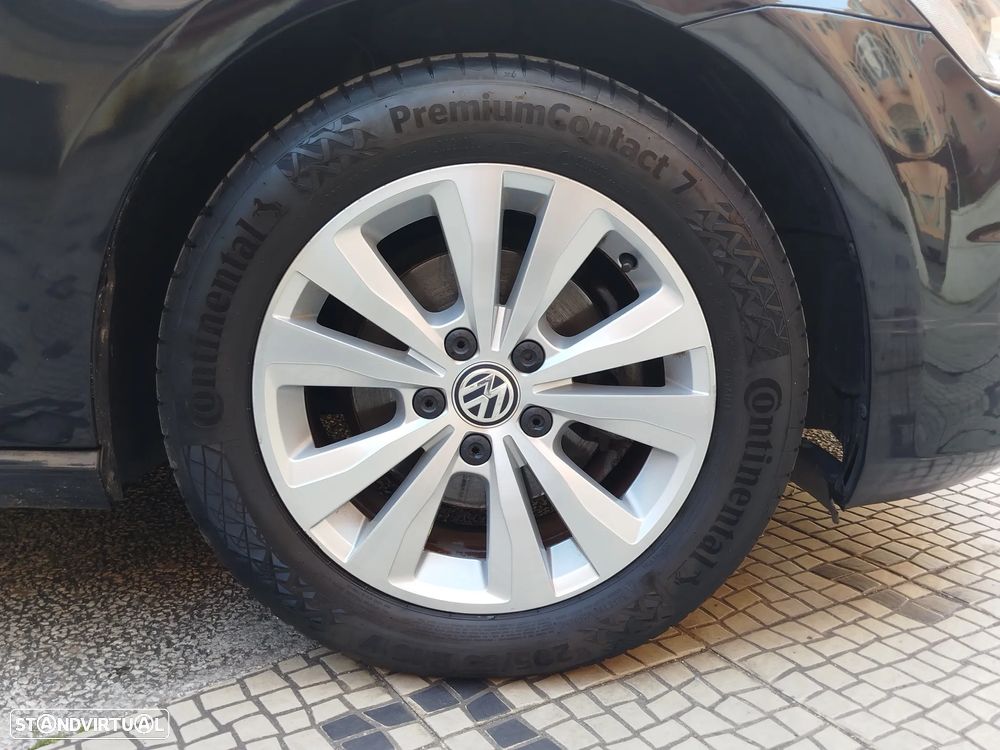 VW Golf 1.0 TSI Confortline - 9