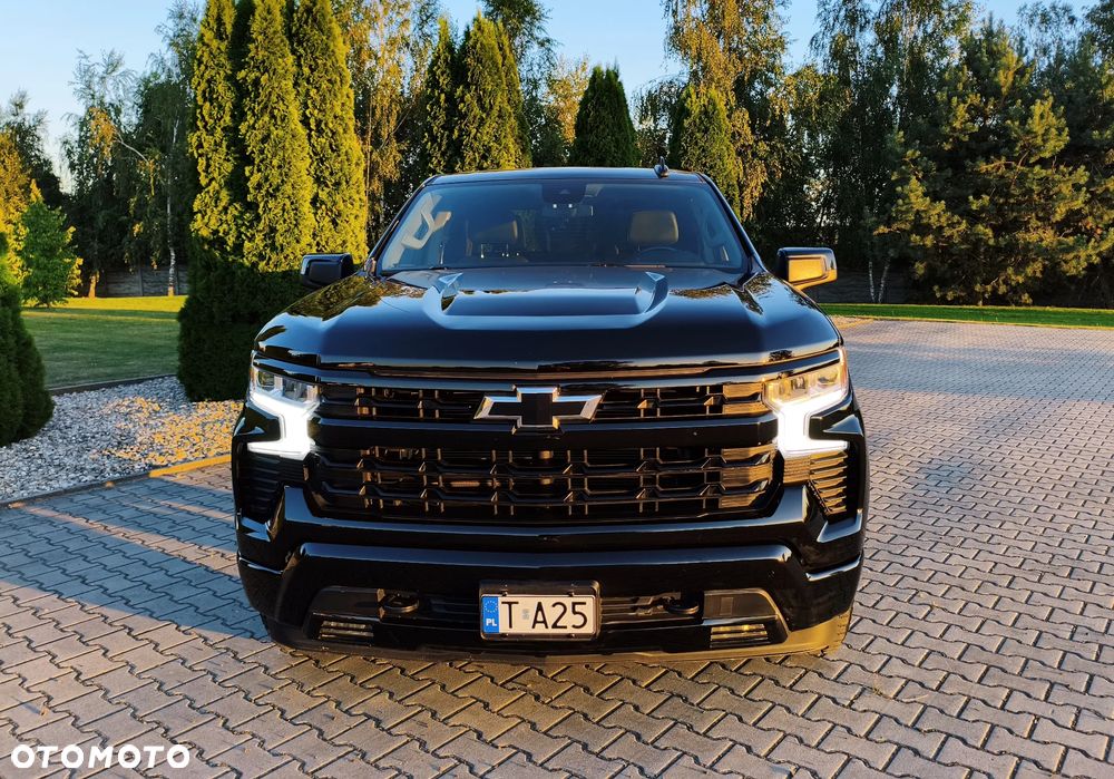 Chevrolet Silverado - 11