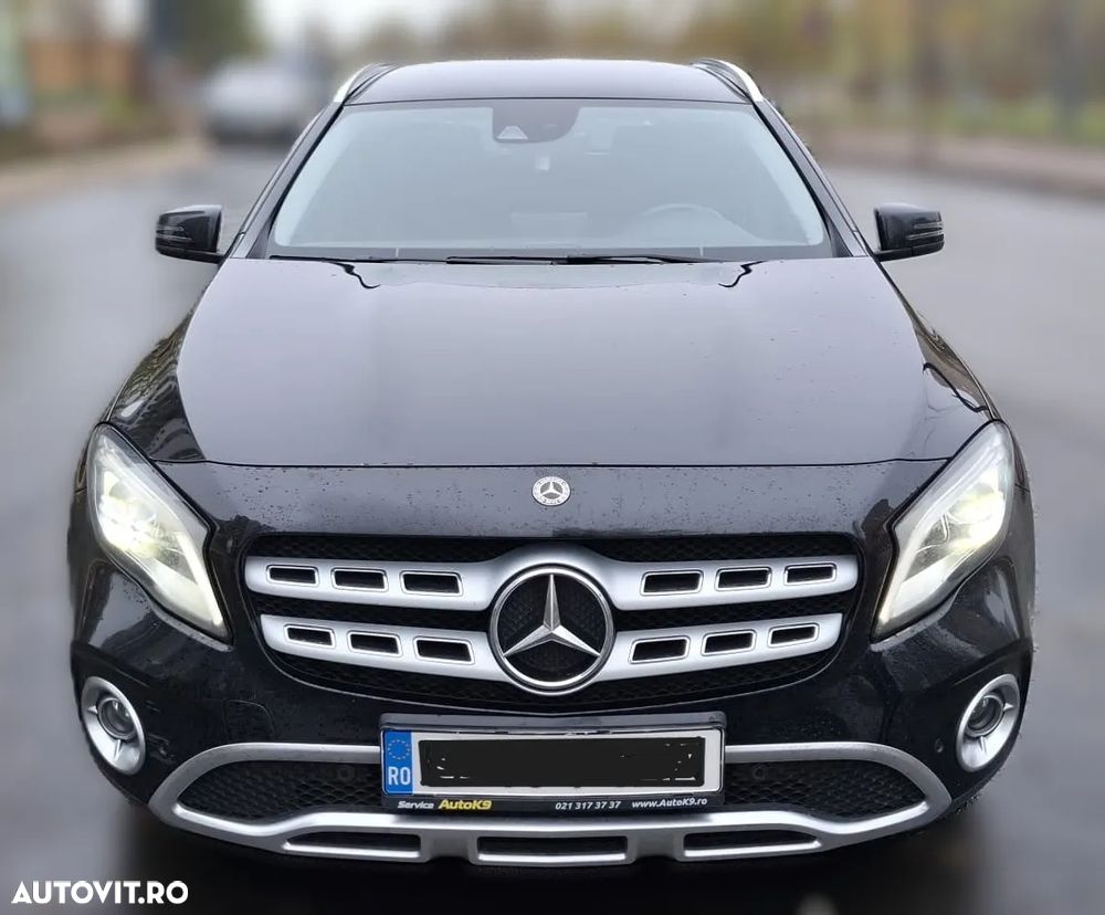 Mercedes-Benz GLA - 4