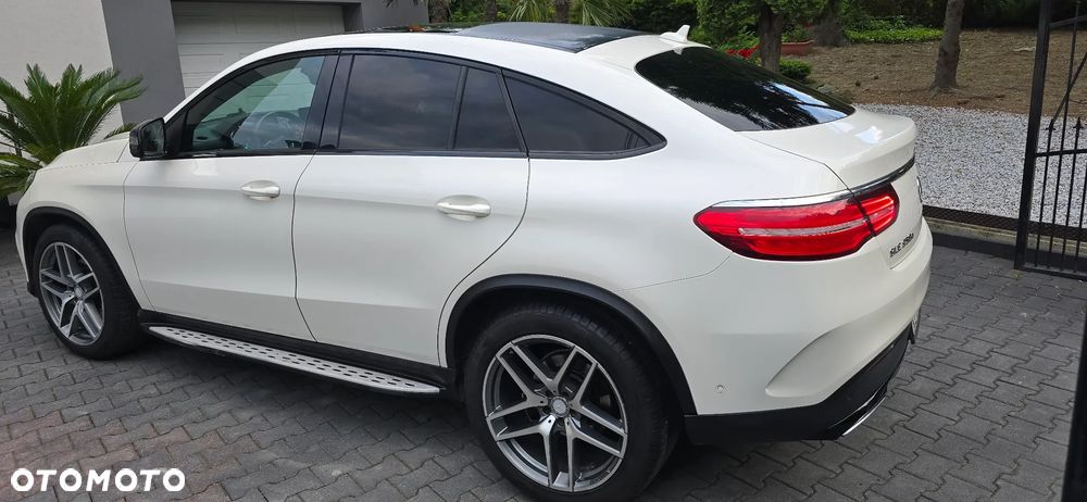 Mercedes-Benz GLE - 12