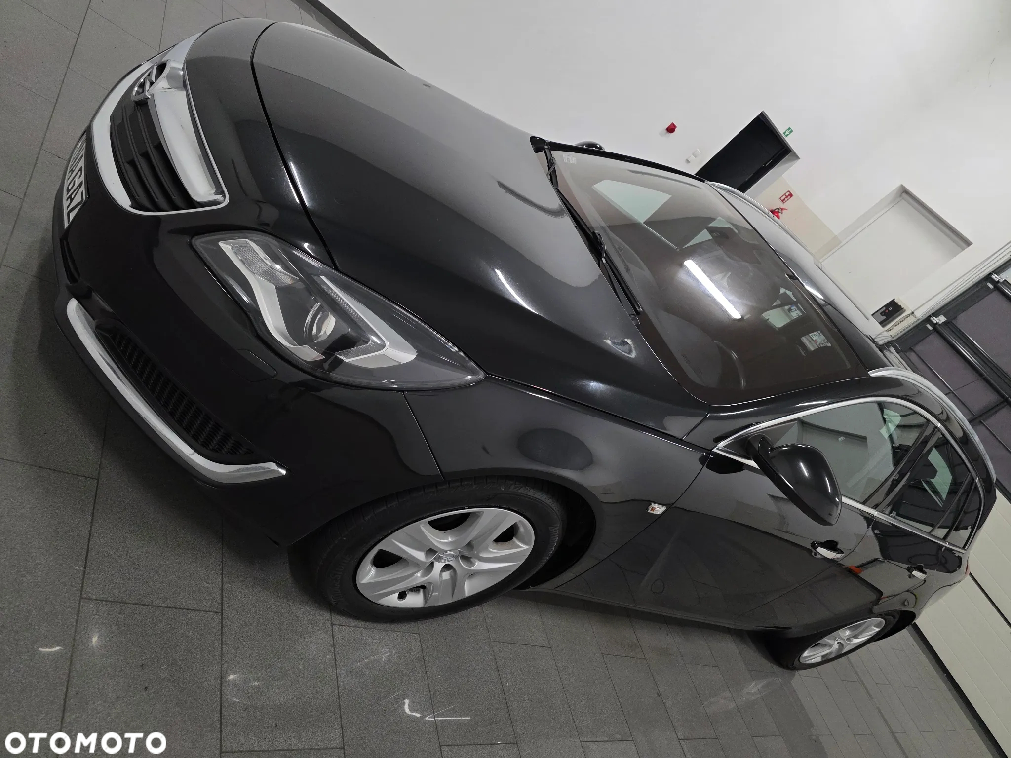 Opel Insignia 1.6 Turbo Sports Tourer - 4