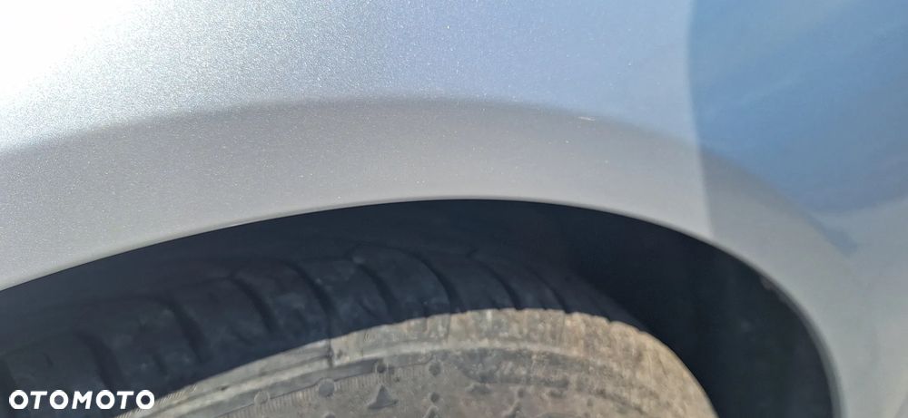 Volkswagen Polo 9N 05- Błotnik Przód Przedni Lewy Kod Lakieru LA7W - 15