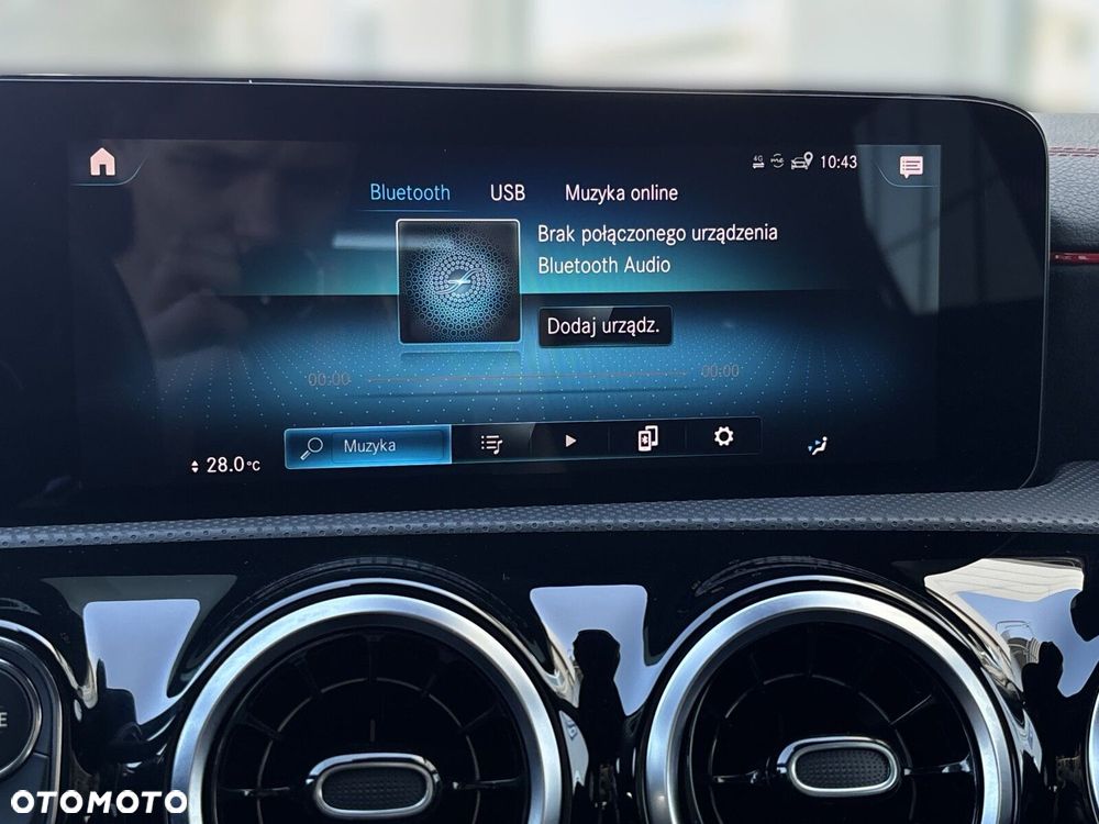 Mercedes-Benz CLA 220 d AMG Line 8G-DCT - 25