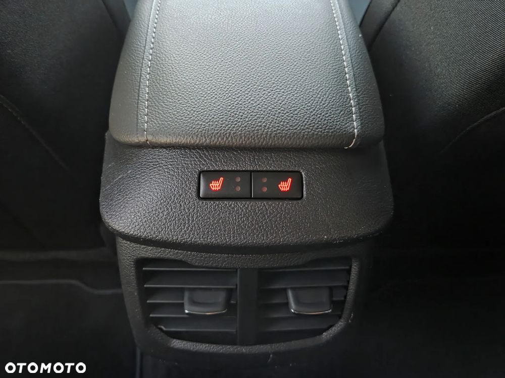 Ford Mondeo 2.0 TDCi Start-Stopp Titanium - 19