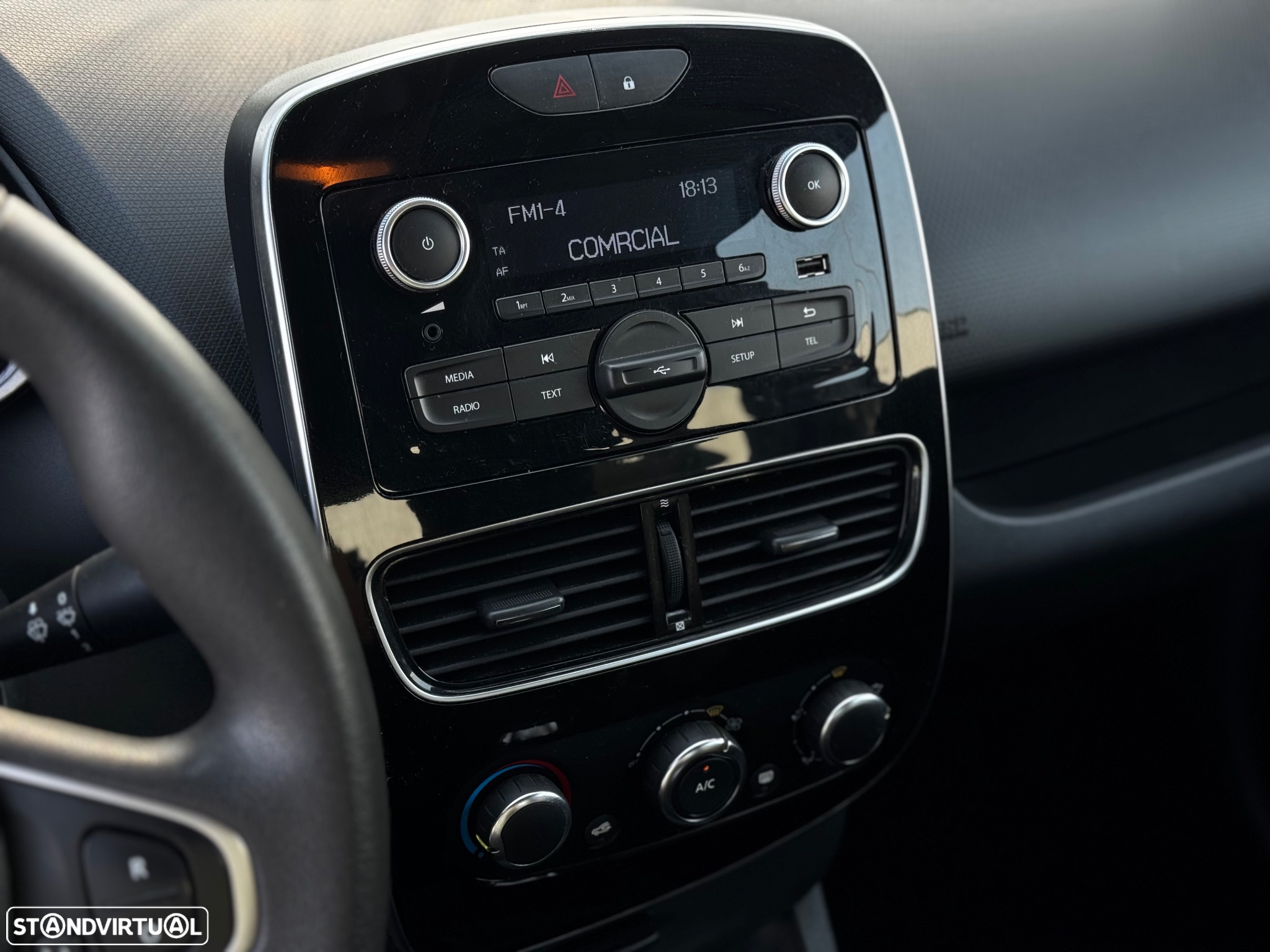 Renault Clio 1.5 dCi Zen - 13