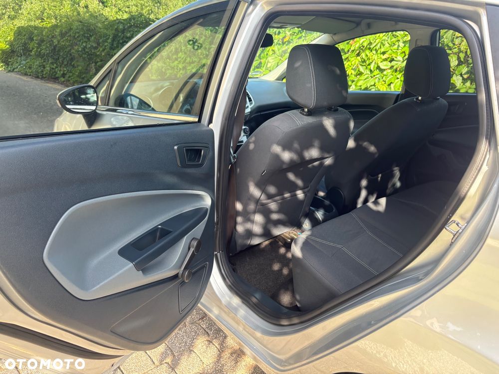 Ford Fiesta 1.4 Titanium - 20