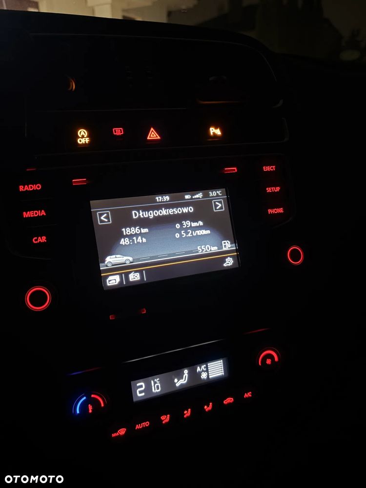 Volkswagen Polo 1.4 TDI (Blue Motion Technology) Highline - 8