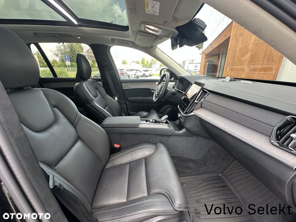 Volvo XC 90 - 23