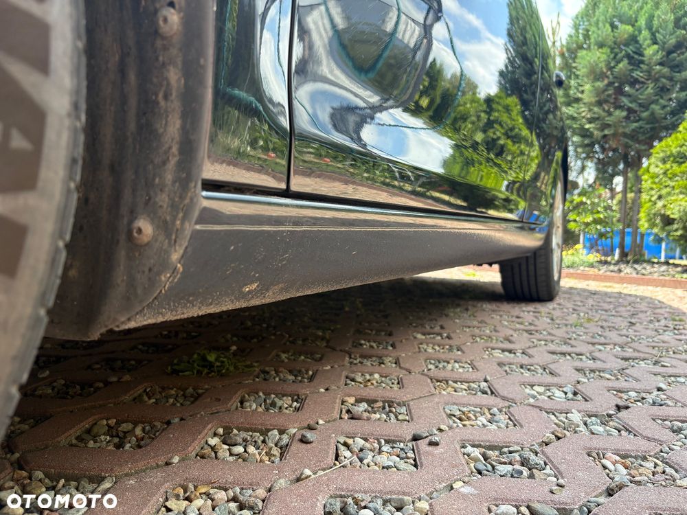Volkswagen Golf 2.0 TDI DPF Highline - 13