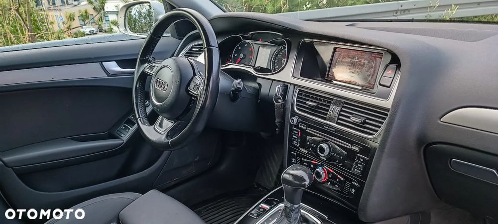 Audi A4 Limousine 2.0 TDI Limited Edition Multitr - 5