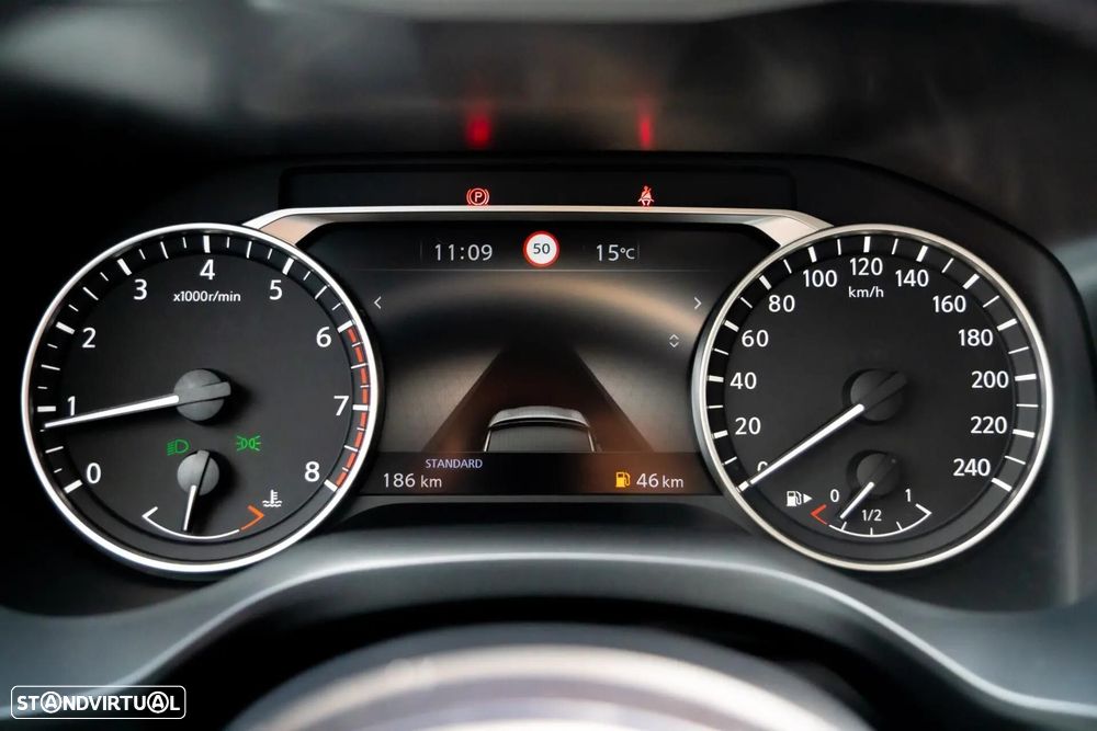 Nissan Qashqai 1.3 DIG-T N-Connecta - 20