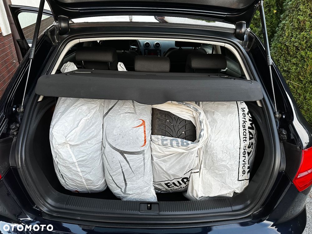 Audi A3 Sportback - 37