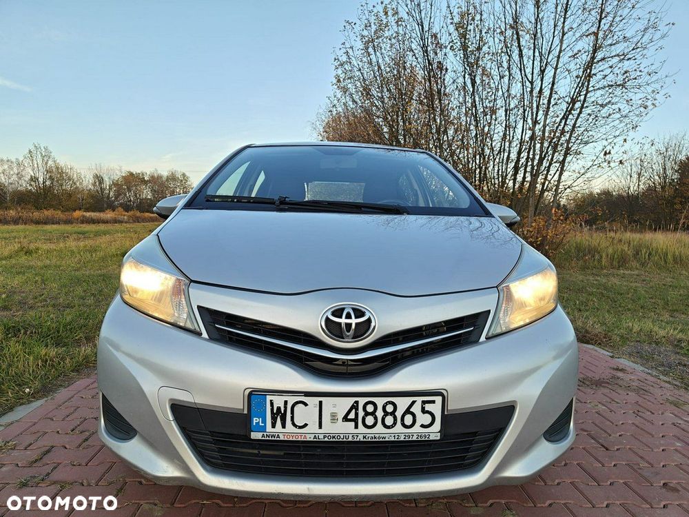 Toyota Yaris - 8