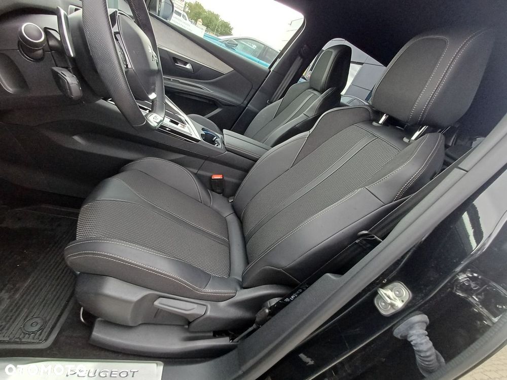 Peugeot 3008 1.2 PureTech GT S&S EAT8 - 13