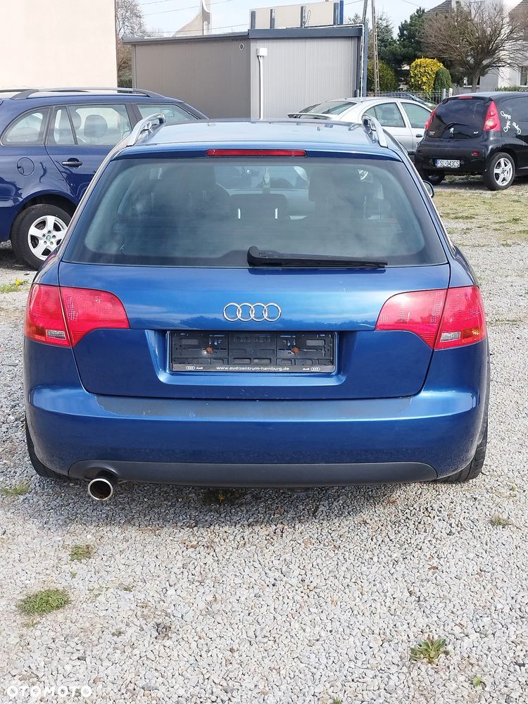 Audi A4 Avant 1.6 - 24