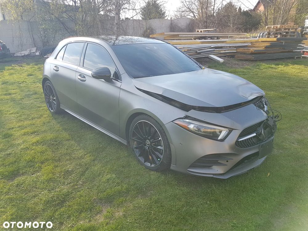 Mercedes-Benz Klasa A 250 4Matic 8G-DCT Special Edition - 16