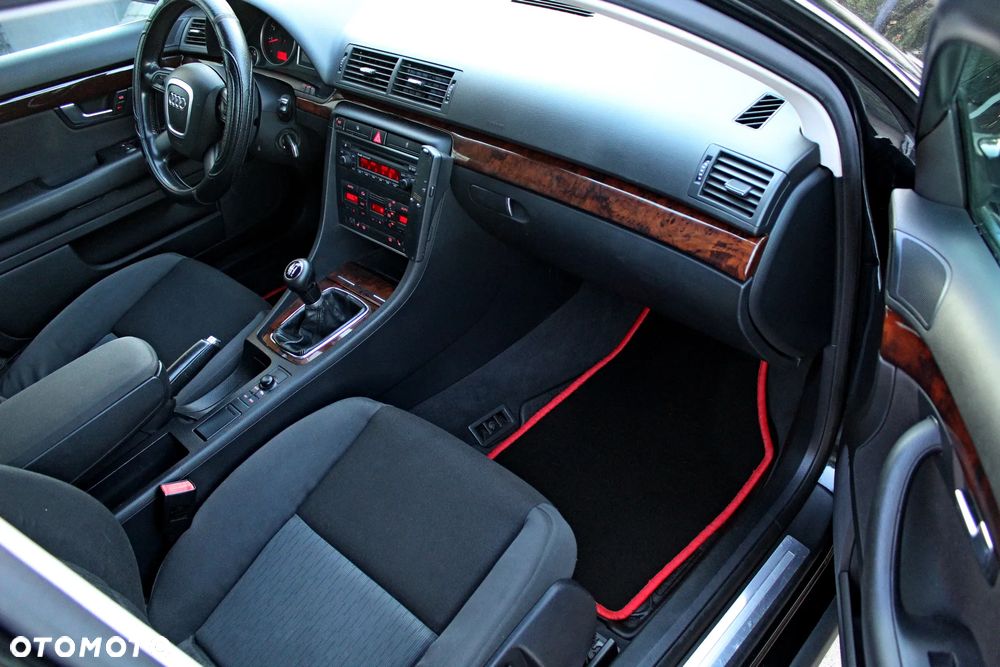 Audi A4 Avant 1.8 T - 12