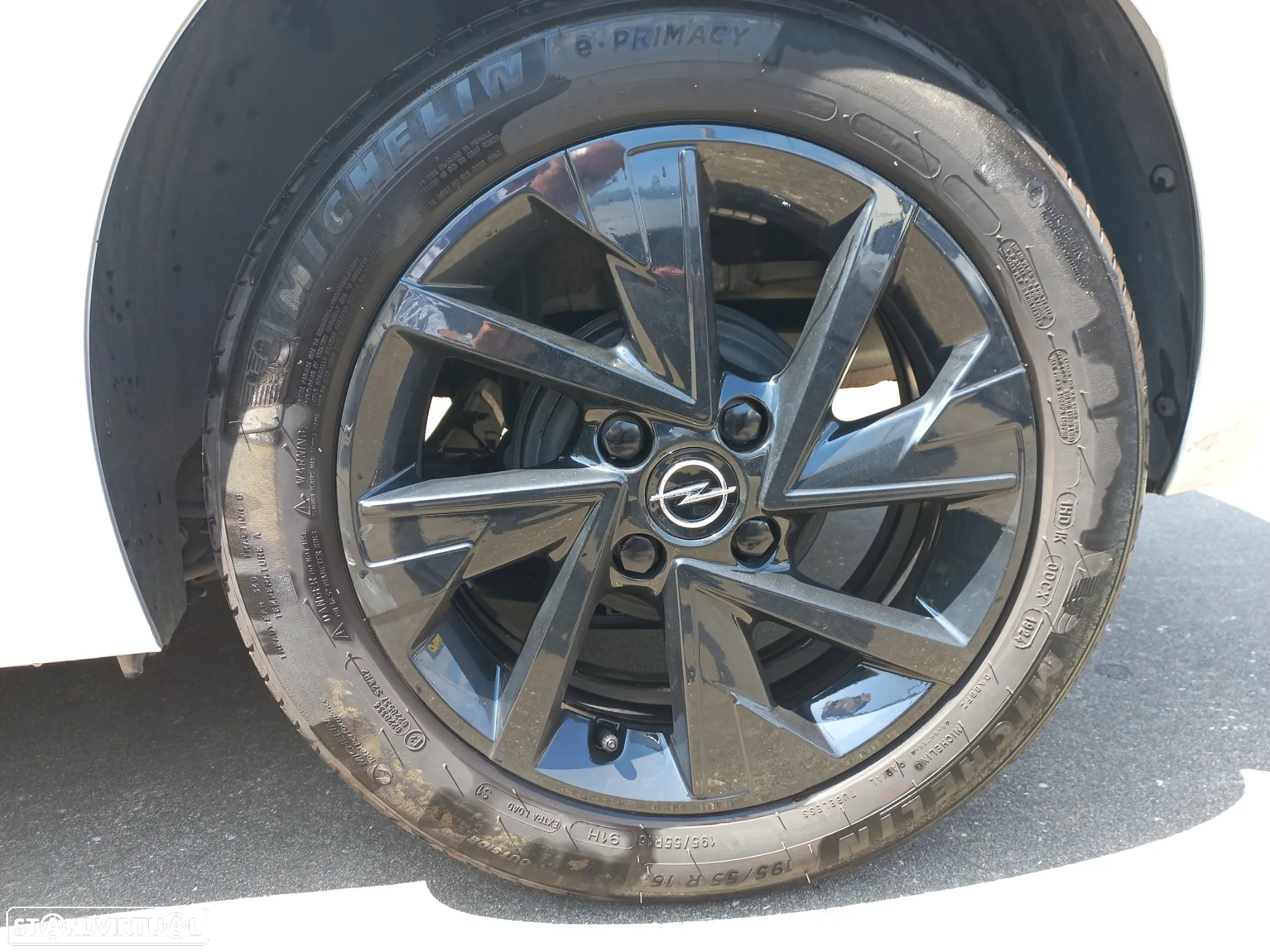 Opel Corsa 1.2 T GS - 19