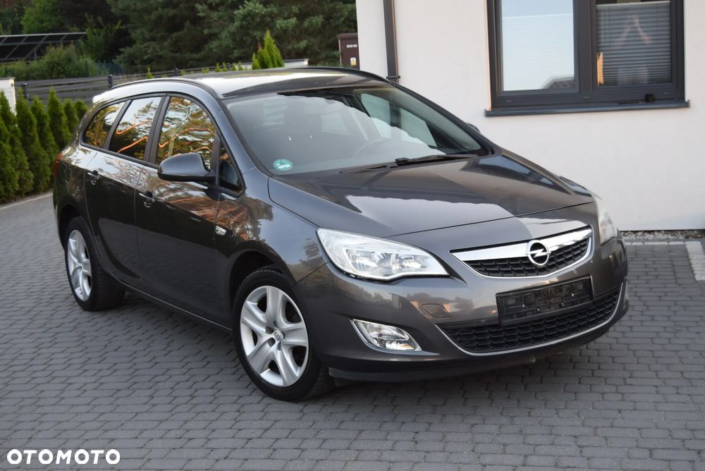 Opel Astra 1.4 Turbo - 1