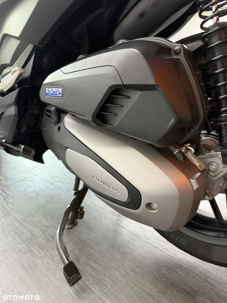 Honda NSS - 23