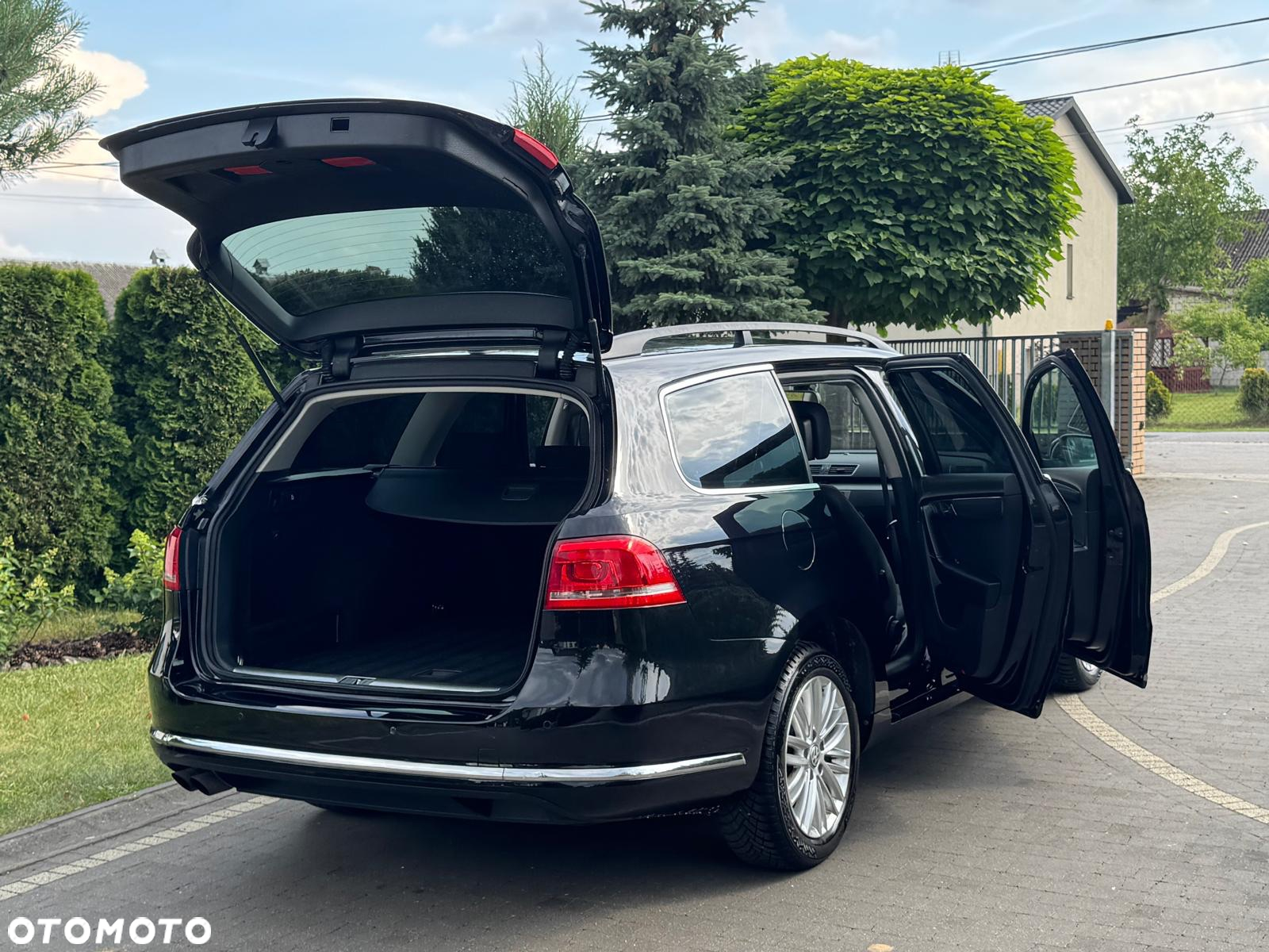 Volkswagen Passat 2.0 TDI Comfortline - 16